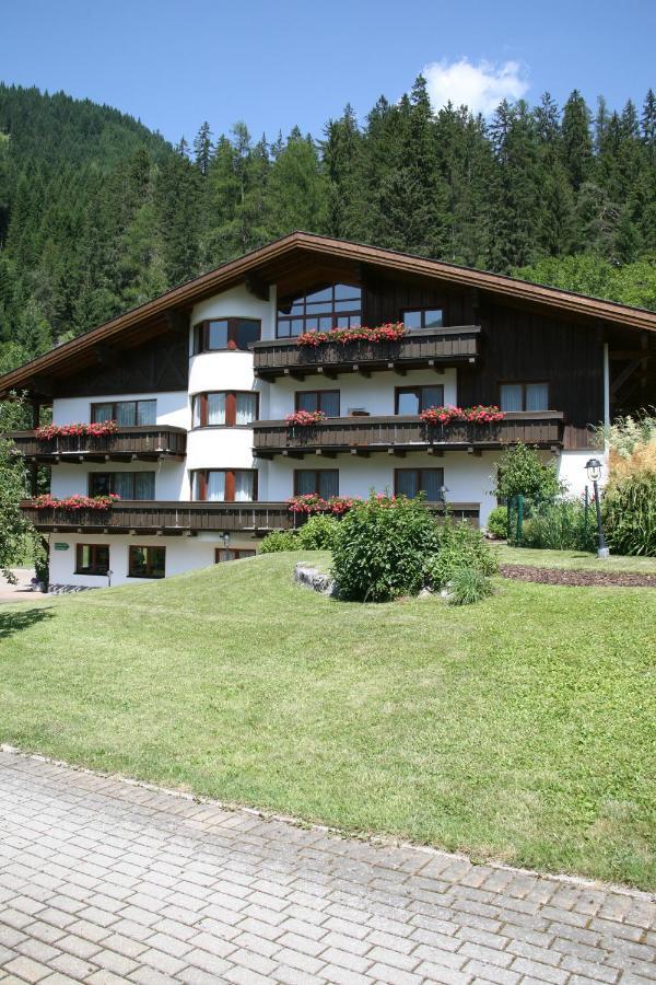 Haus Montana Apartment Elbigenalp Exterior photo