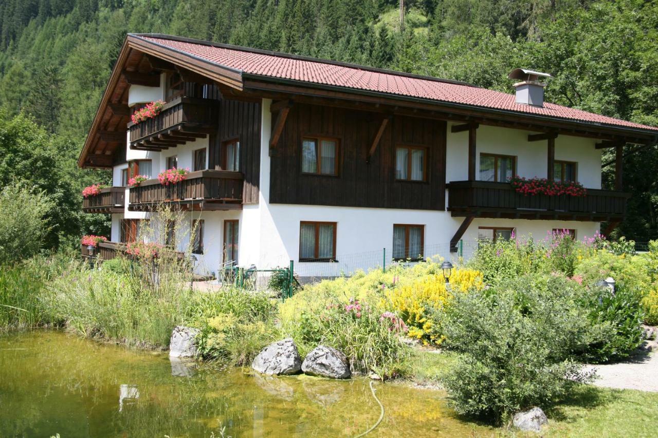 Haus Montana Apartment Elbigenalp Exterior photo