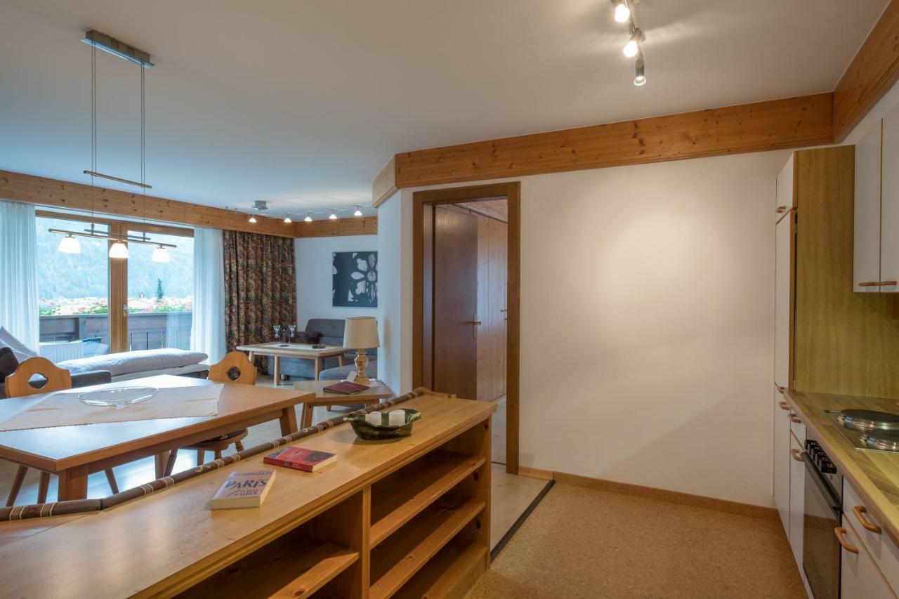 Haus Montana Apartment Elbigenalp Exterior photo