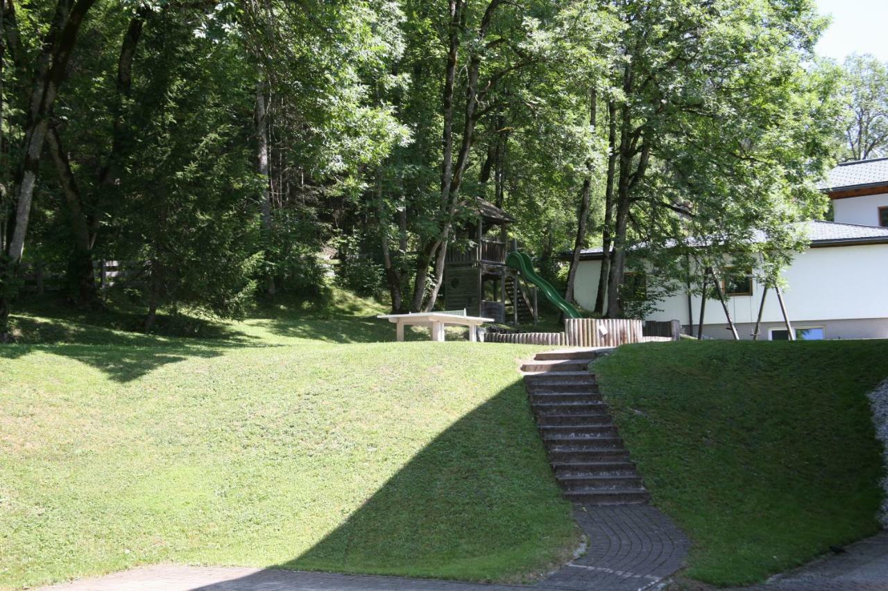 Haus Montana Apartment Elbigenalp Exterior photo